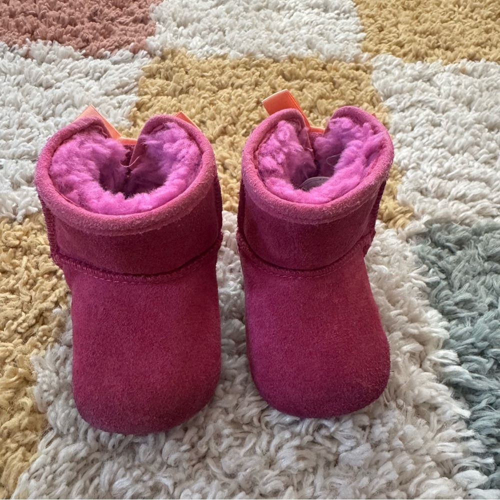 Ugg Jesse Bow Shearling Booties Infant 01 (0-6 months) pre walker